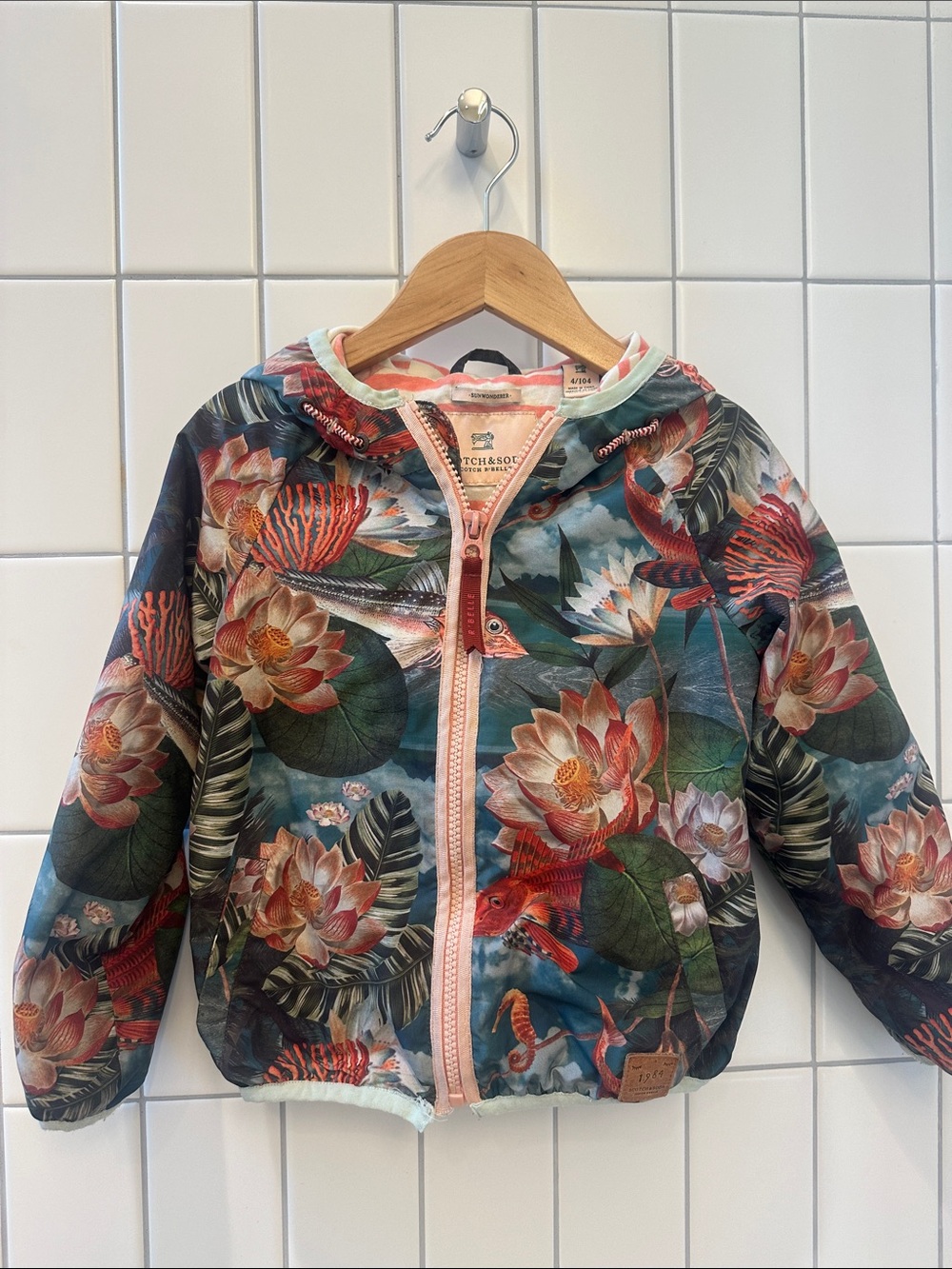 PLAY condition Scotch and Soda funky Floral & Fish girls jacket (see photos!)